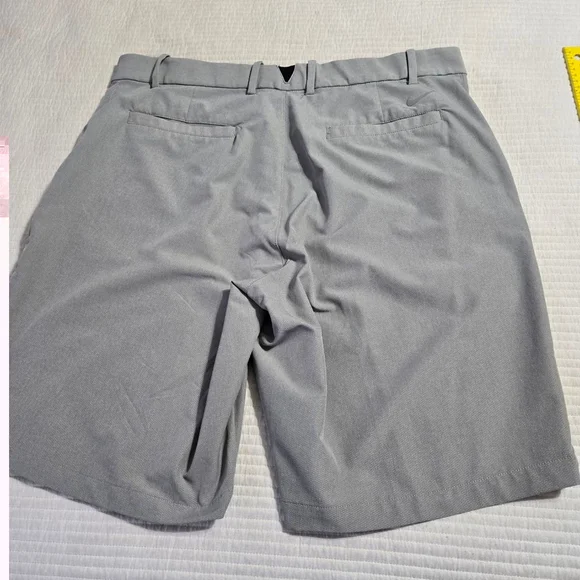 Men's Nike Golf Shorts Size 36 Gray CU9740-003 - Picture 7 of 11